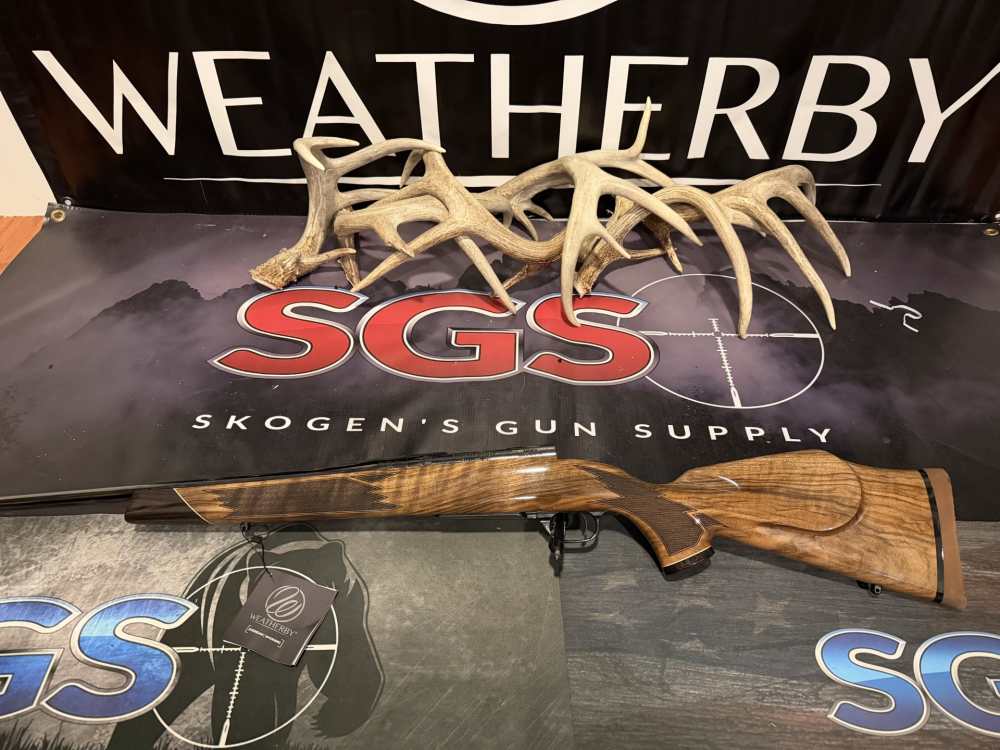 Weatherby Mark V Varmintmaster 22-250 New-img-1