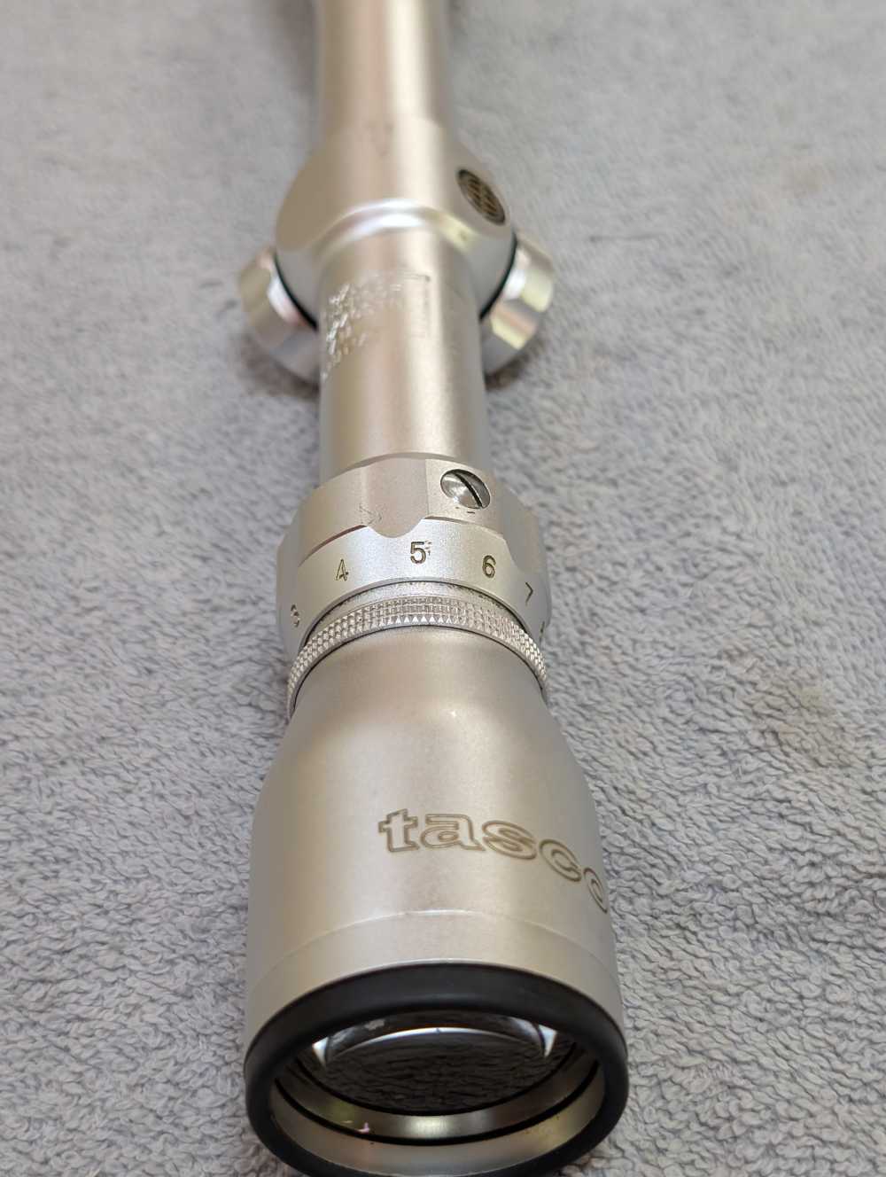 Tasco World class Silver 3-9x40 rifle scope.-img-12