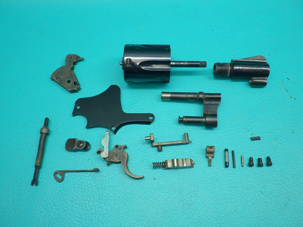 S&W Model 37 Chiefs Special Airweight 2"blue revolver Repair Parts-img-0