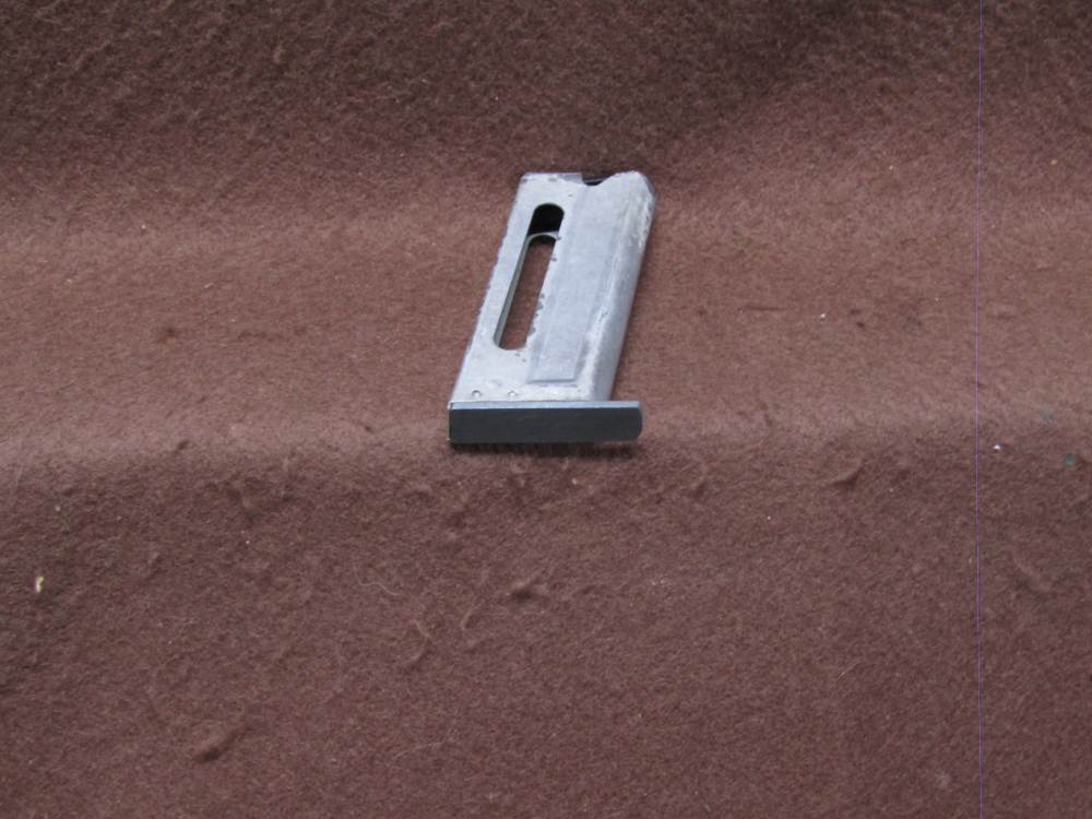 Jennings J-22 22 LR 6 Round Magazine Free Shipping-img-2