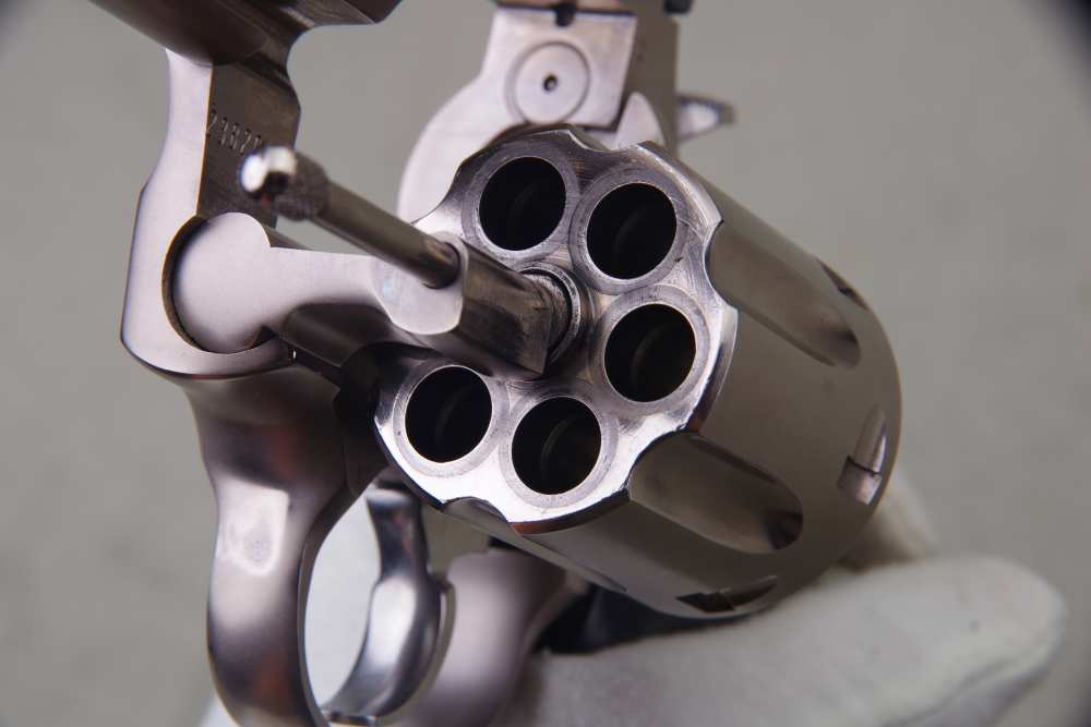 1981 Colt Trooper MK III 357 Magnum 4'' E Nickel with Original Box 97%-img-19