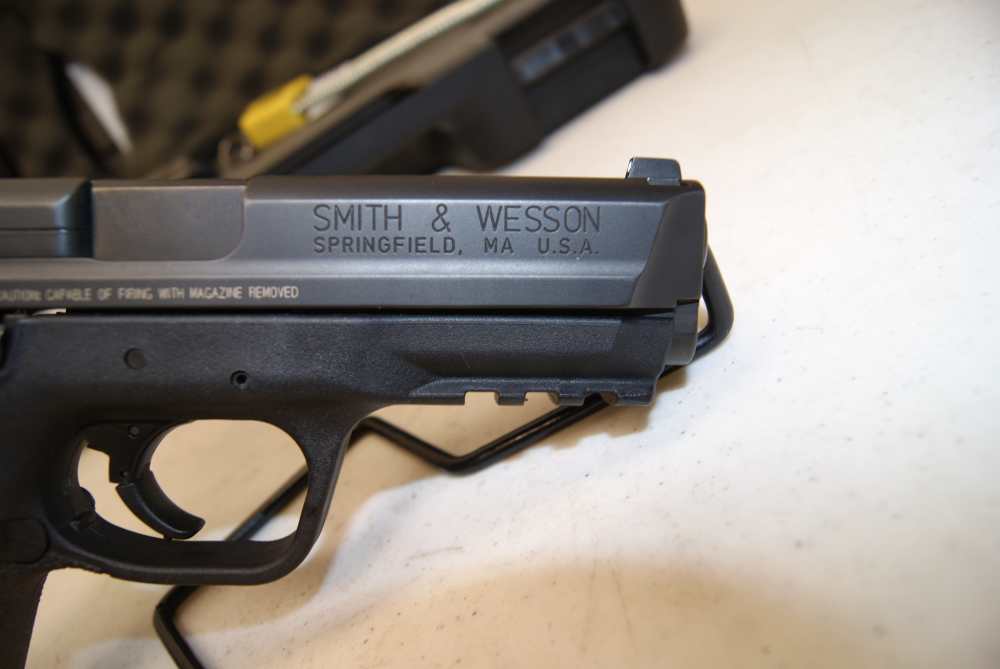 SMITH & WESSON M&P.40 STAINLESS PISTOL-img-5