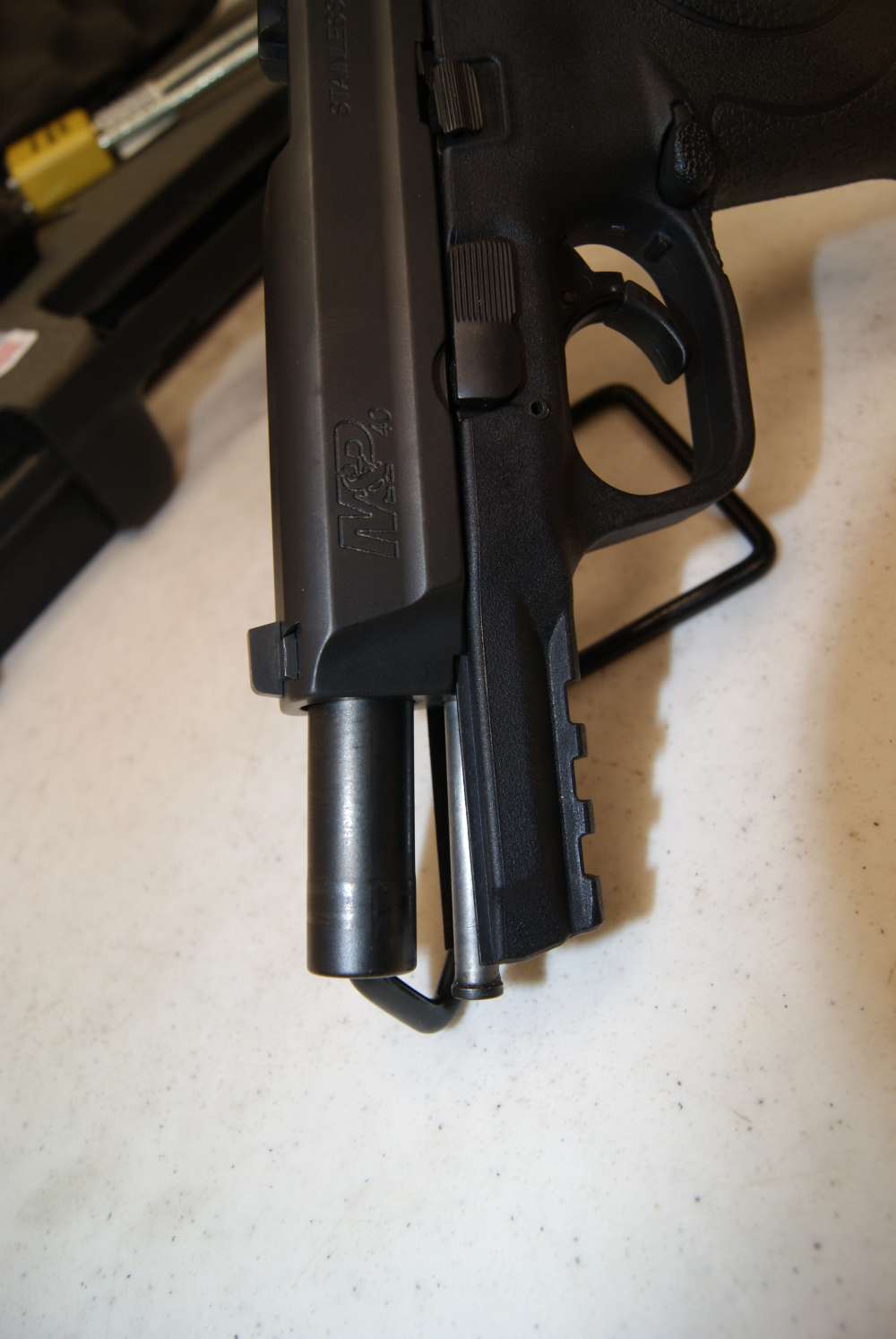 SMITH & WESSON M&P.40 STAINLESS PISTOL-img-11