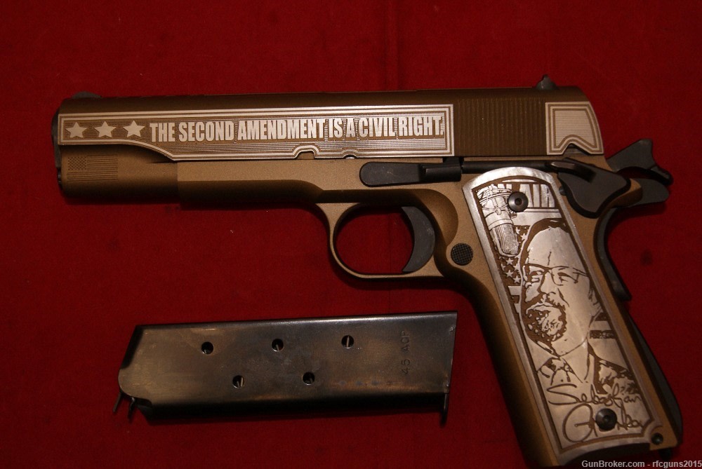 TRUMP 1911 PISTOL-img-9