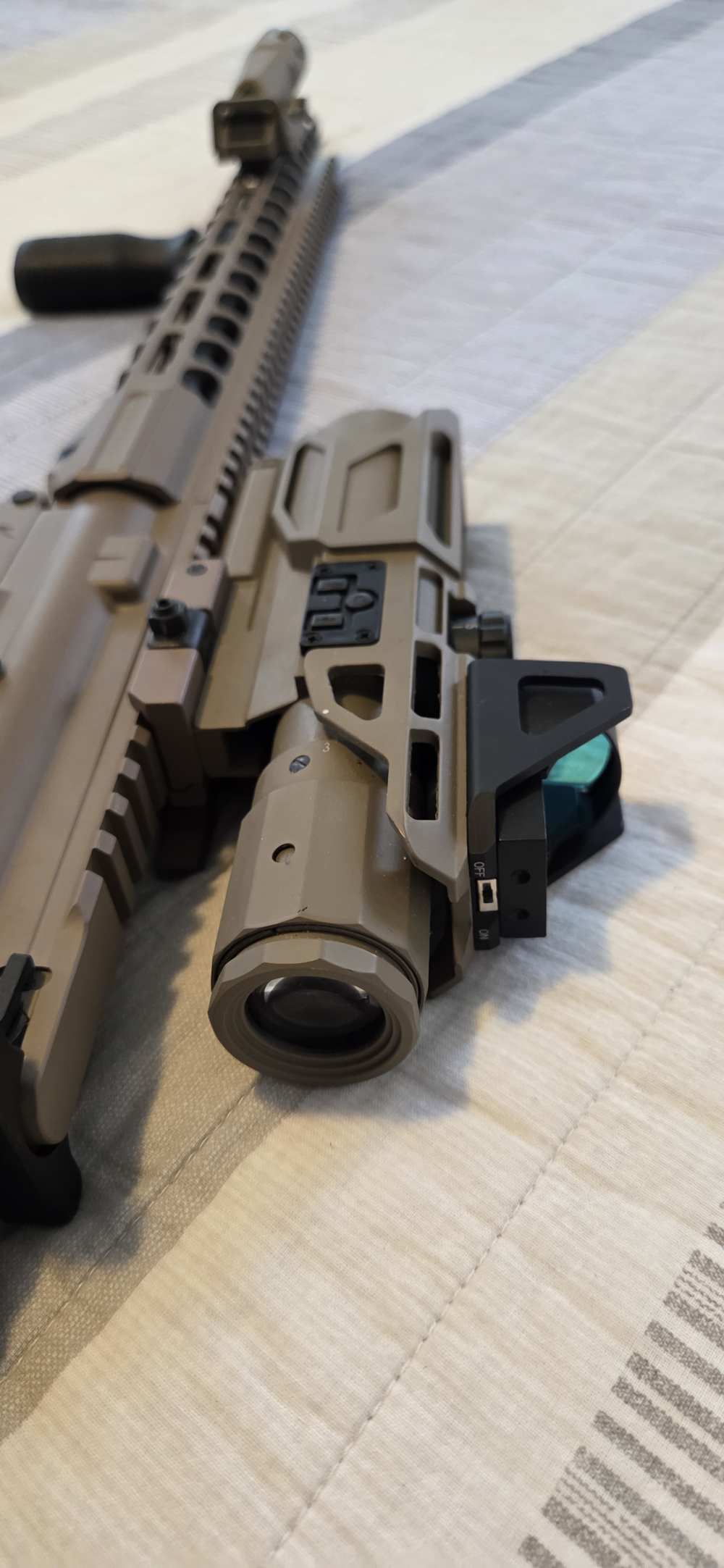 Stag Arms AR-15 18 Inch with accessories-img-7