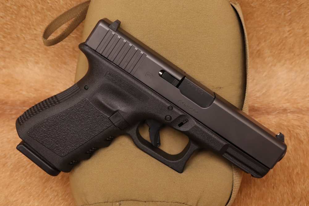 Glock 19 G19 Gen3 9MM 4" Semi-Automatic Pistol-img-1