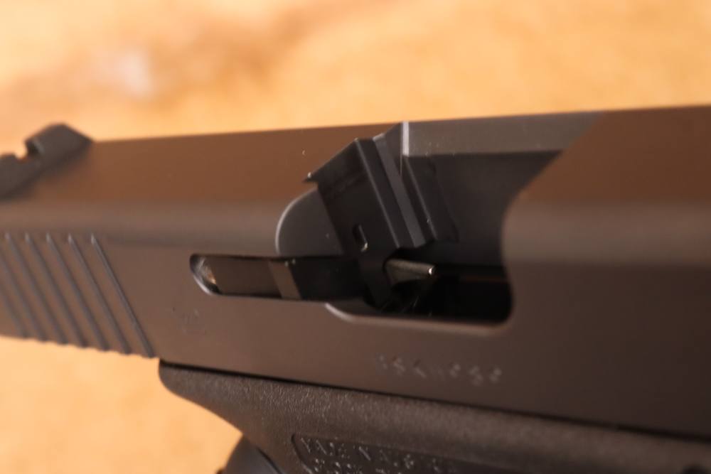 Glock 19 G19 Gen3 9MM 4" Semi-Automatic Pistol-img-23