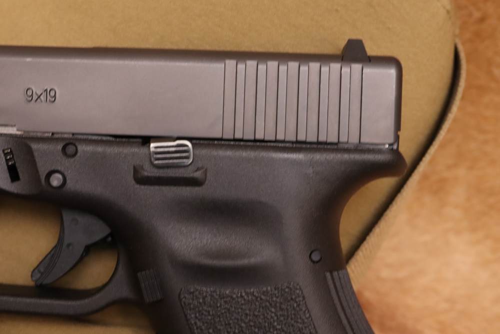 Glock 19 G19 Gen3 9MM 4" Semi-Automatic Pistol-img-9