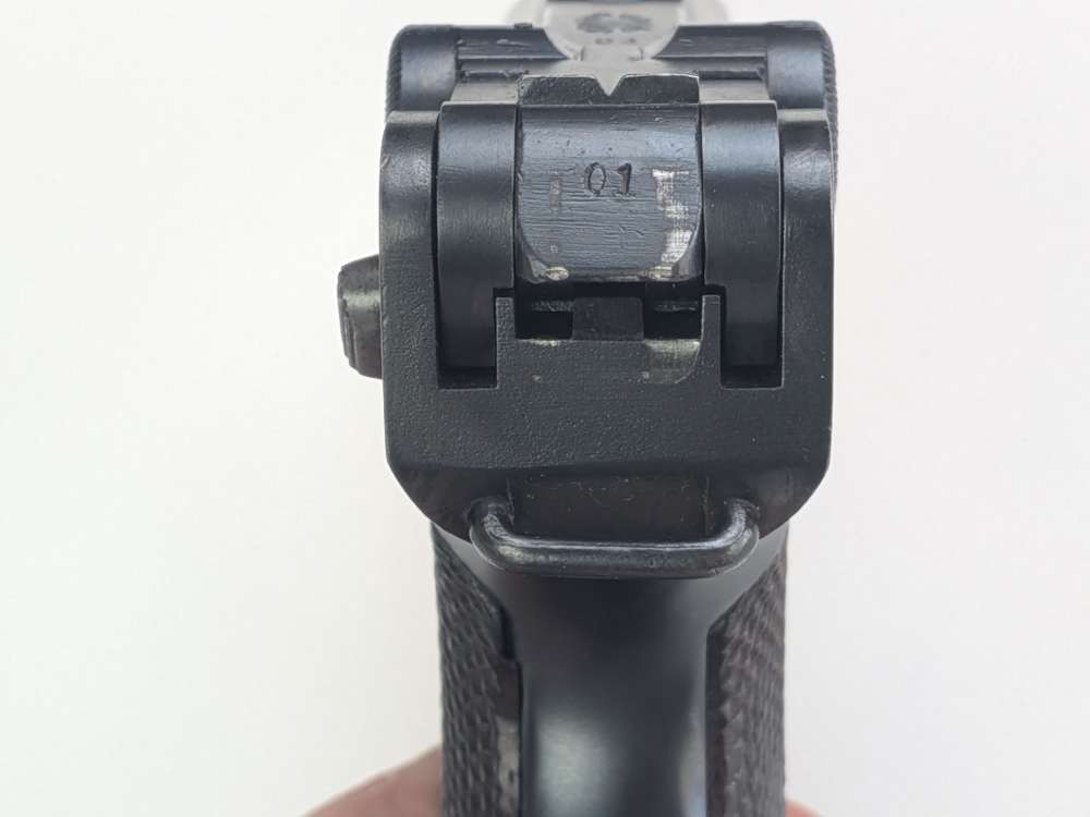WW1 DWM P08 Luger, 1918 dated w/ 1920 Weimar property stamp-img-12