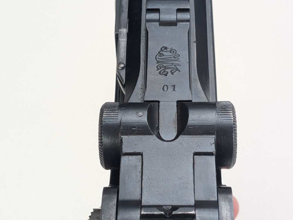 WW1 DWM P08 Luger, 1918 dated w/ 1920 Weimar property stamp-img-13