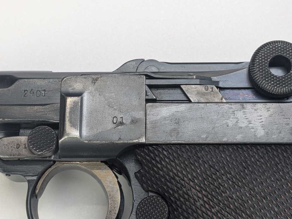 WW1 DWM P08 Luger, 1918 dated w/ 1920 Weimar property stamp-img-3