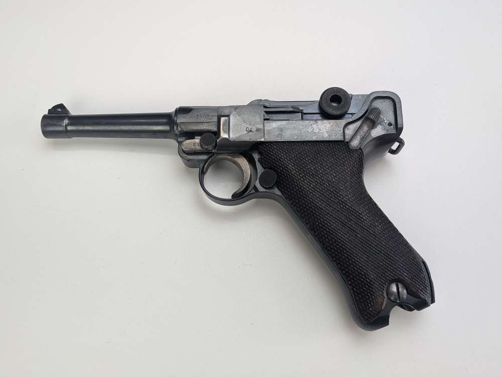 WW1 DWM P08 Luger, 1918 dated w/ 1920 Weimar property stamp-img-0