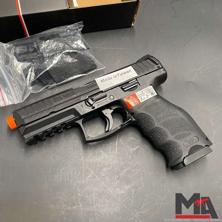 HK Heckler & Koch VP9 Green Gas Umarex Airsoft Pistol VFC Replica IMPORTED-img-1