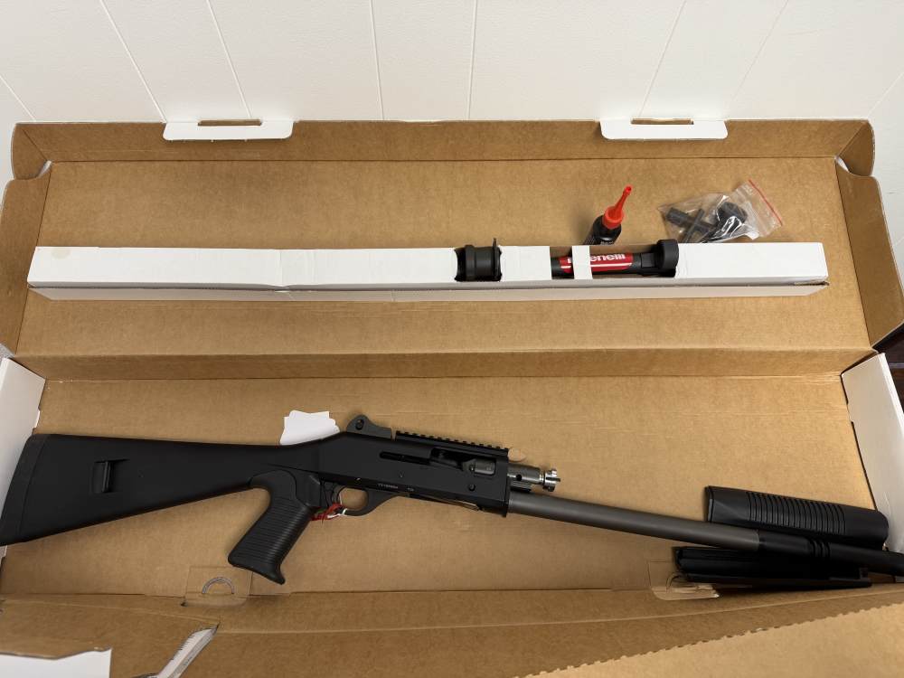 Benelli M4 Tactical Shotgun, 12 GA, 18.5", 3", Ghost Ring Sight-img-1