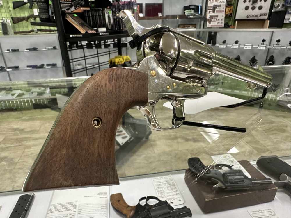 USED COLT SINGLE ACTION ARMY 45LC 5.5" 6RD WALNUT NICKEL P1850TLE-img-12