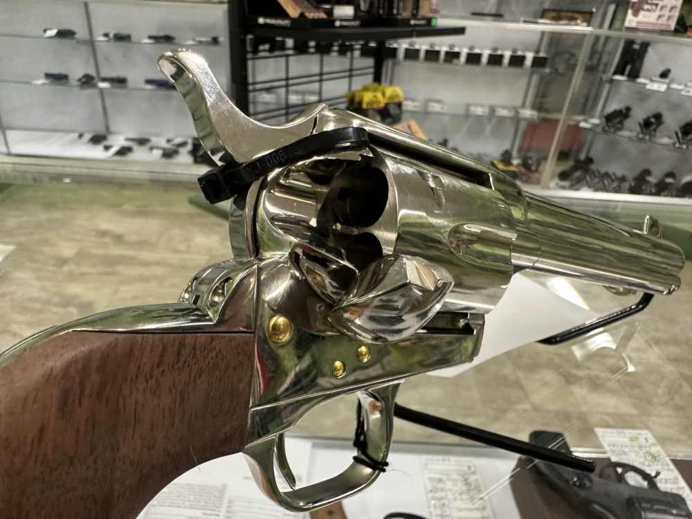 USED COLT SINGLE ACTION ARMY 45LC 5.5" 6RD WALNUT NICKEL P1850TLE-img-32