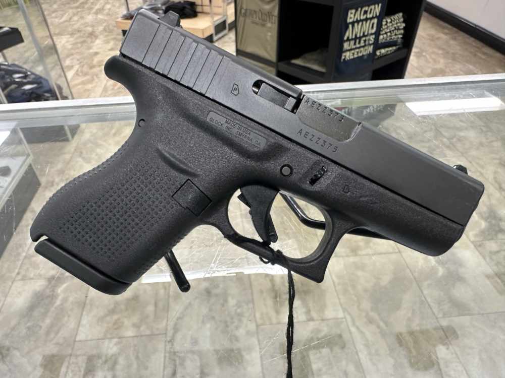USED GLOCK G42 G3 380 ACP 6+1 3.25" BLACK  UI4250201-img-0