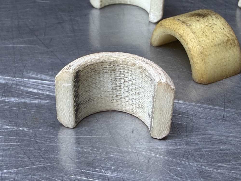M203 Fiberglass Insulator Sleeve Mounting Bushing Half 8448320-img-1