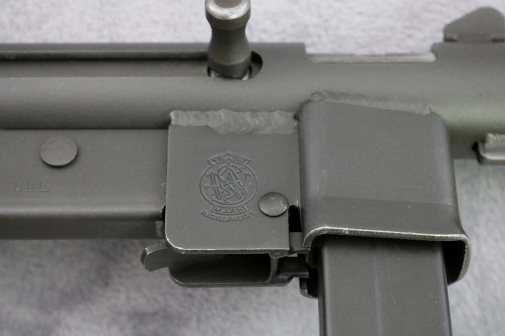 Fine Smith & Wesson Model 76 9mm submachinegun with 7 mags-img-11