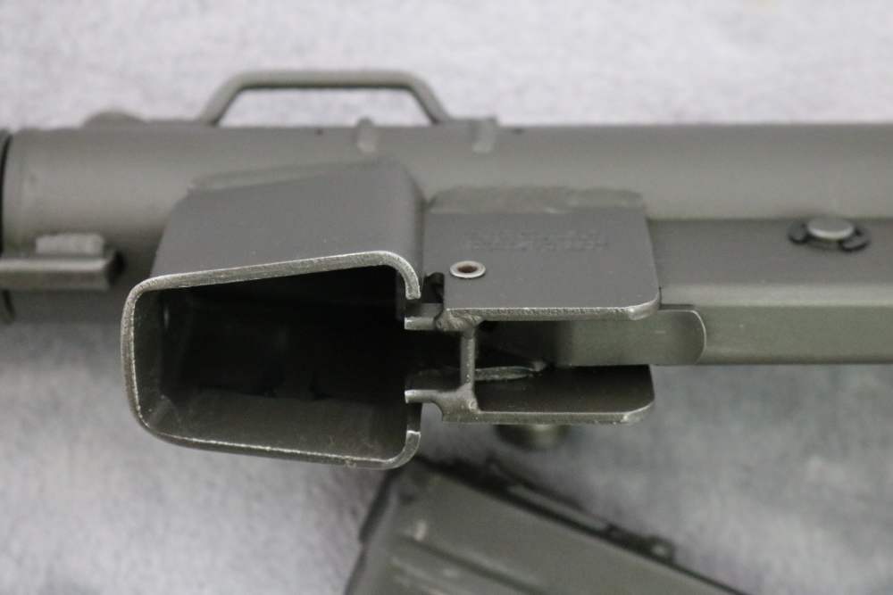 Fine Smith & Wesson Model 76 9mm submachinegun with 7 mags-img-25