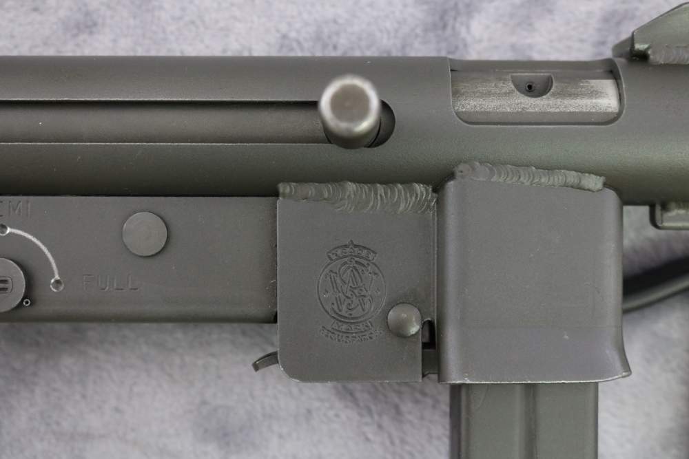 Fine Smith & Wesson Model 76 9mm submachinegun with 7 mags-img-3