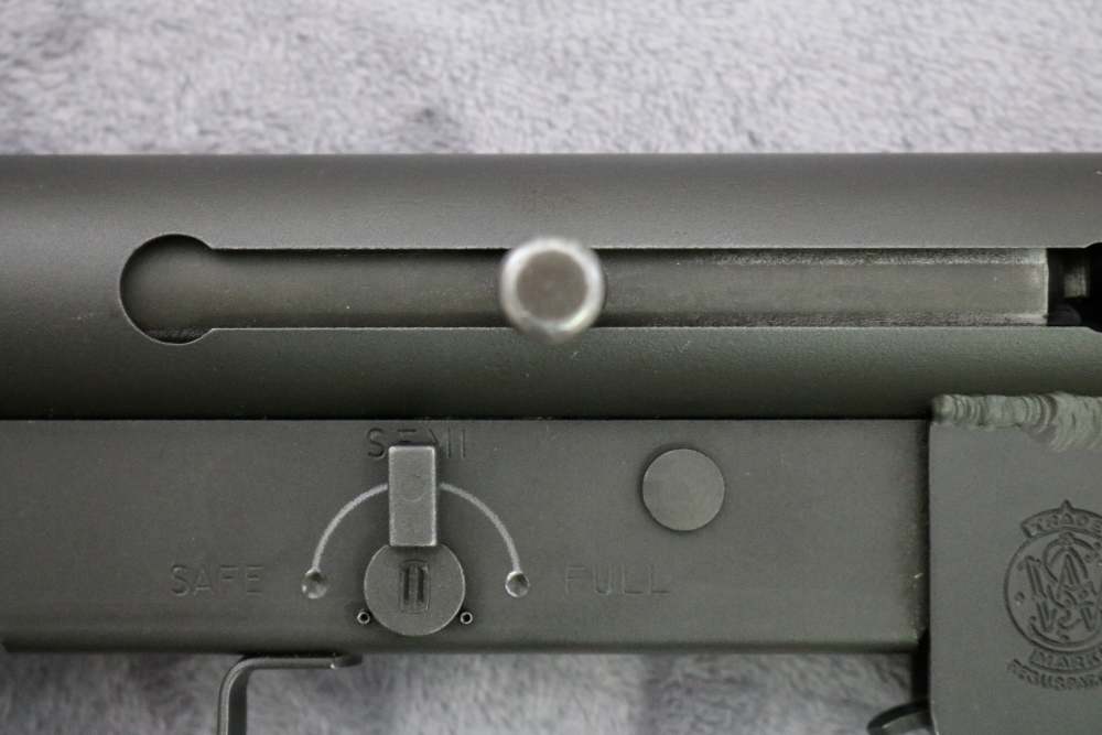 Fine Smith & Wesson Model 76 9mm submachinegun with 7 mags-img-12