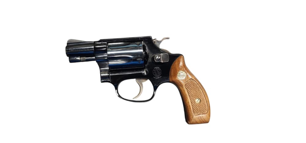 Smith & Wesson Model37 Airweight Revolver 38SPL Free Suppressor Gift  Card-img-1