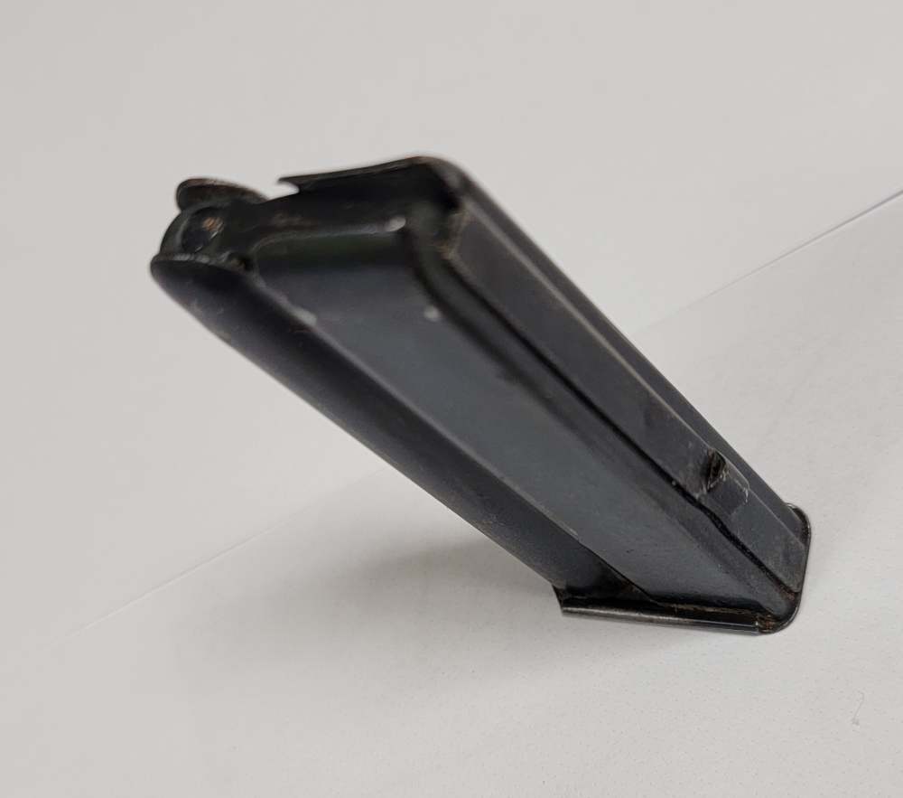  An Original Vintage Ithaca 22 Cal. Rifle Clip-img-3