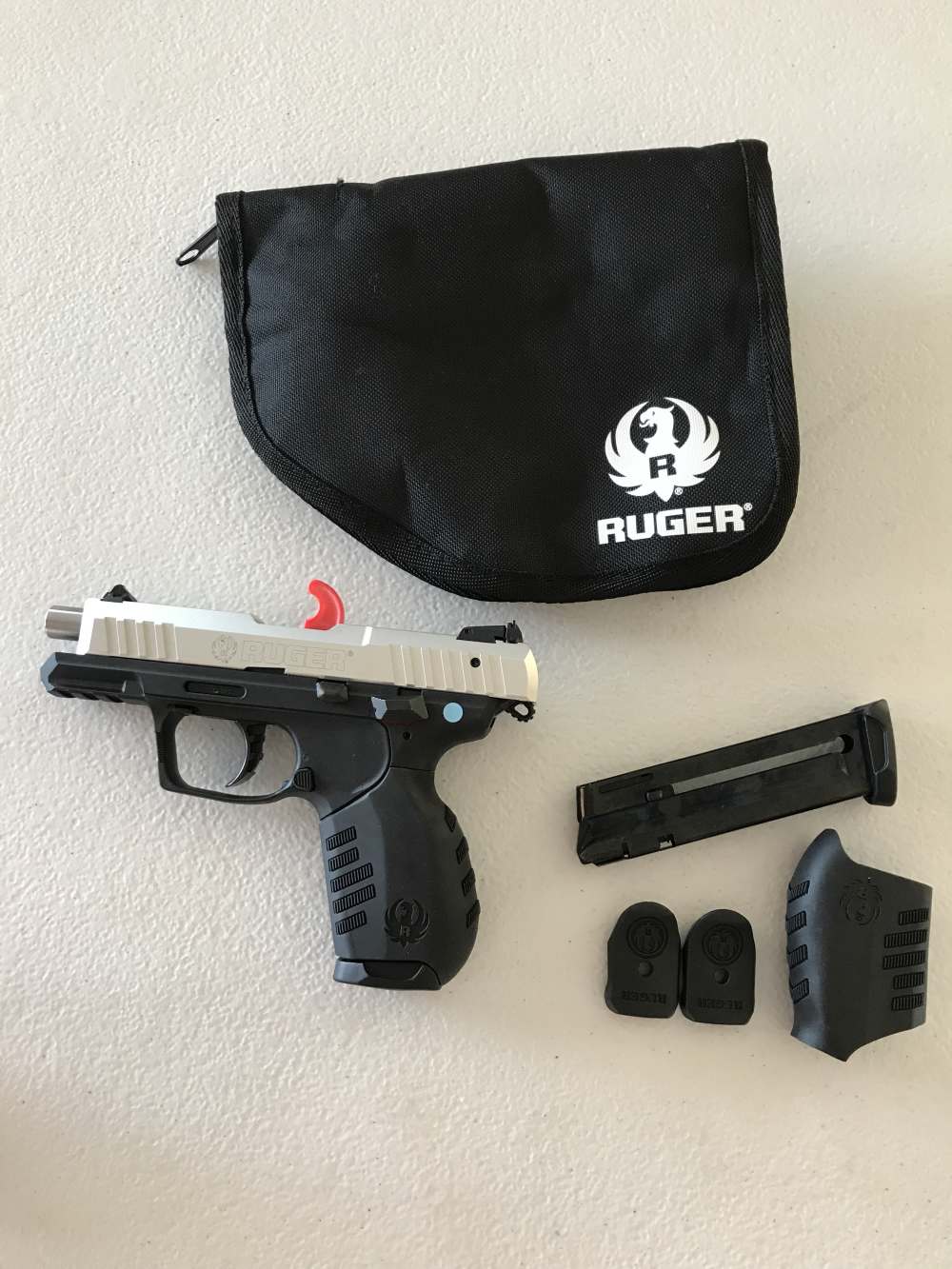 RUGER SR22 22LR STAINLESS USED!-img-0