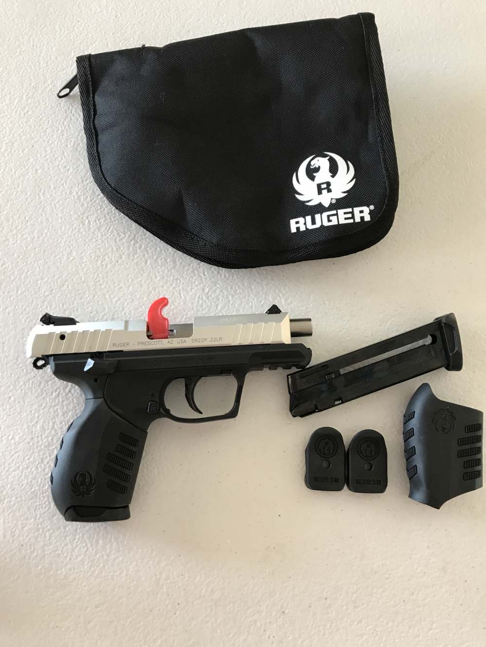 RUGER SR22 22LR STAINLESS USED!-img-1