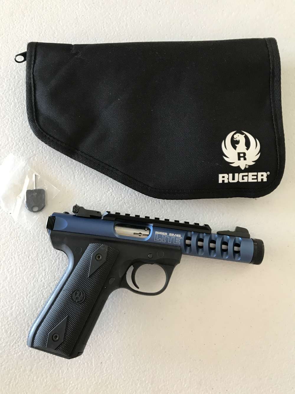 RUGER 22/45 22LR BLUE USED!-img-1