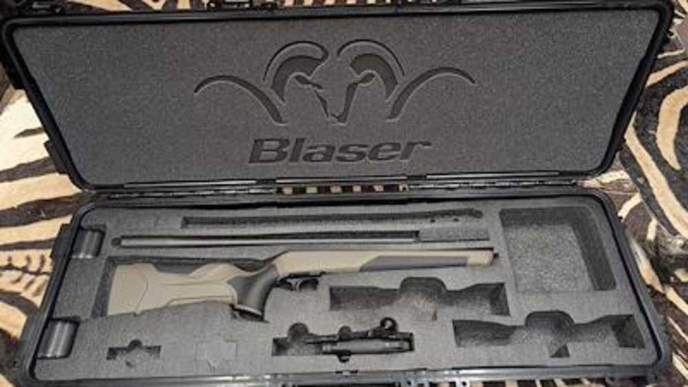 BLASER R8 2.O, ANY CLAIBER. WITH CASE, LEFT HAND-img-0