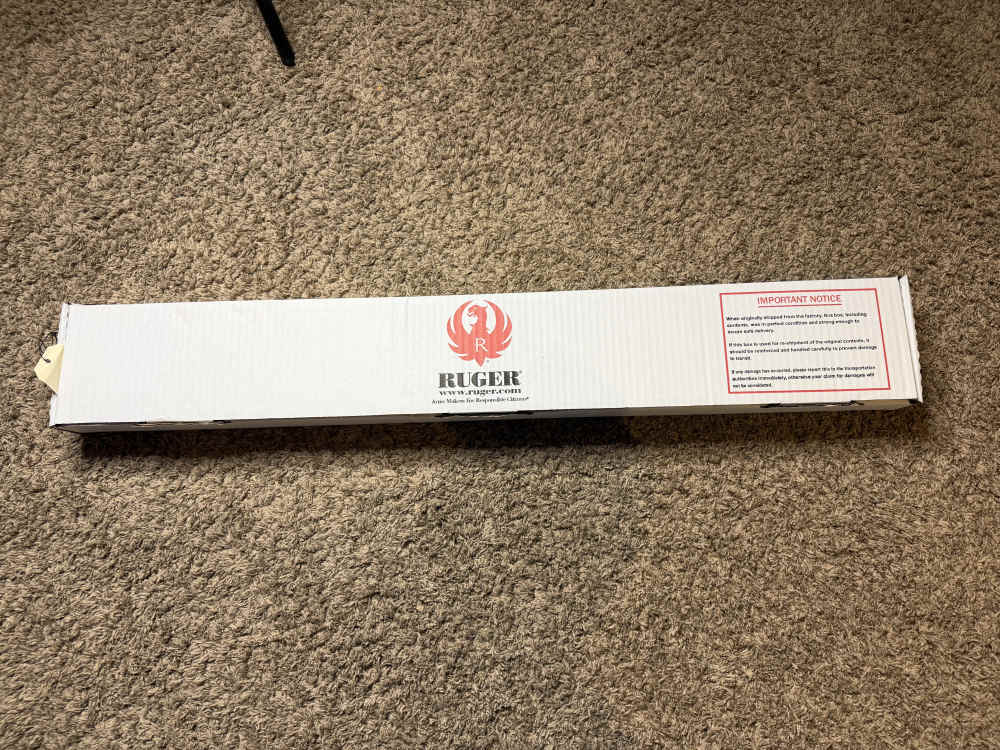 NIB Ruger 77/17 ss laminated 17 hornet w/ threaded barrel NICE! TRADES!-img-0