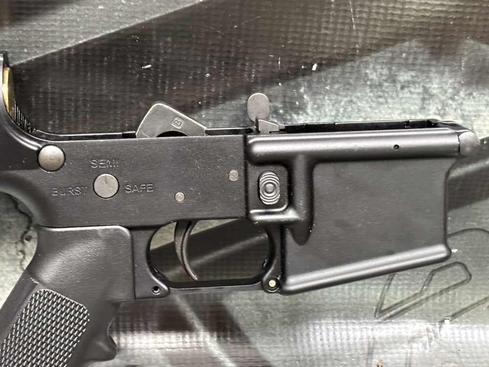 M16A2 Harrington & Richardson Complete A2 retro clone lower 5.56 FRT option-img-6