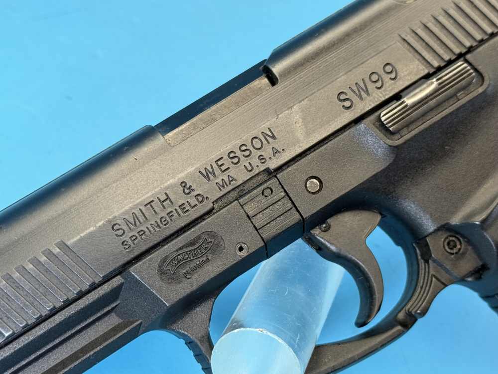 Smith & Wesson SW99 9mm S&W Walther P99-img-1