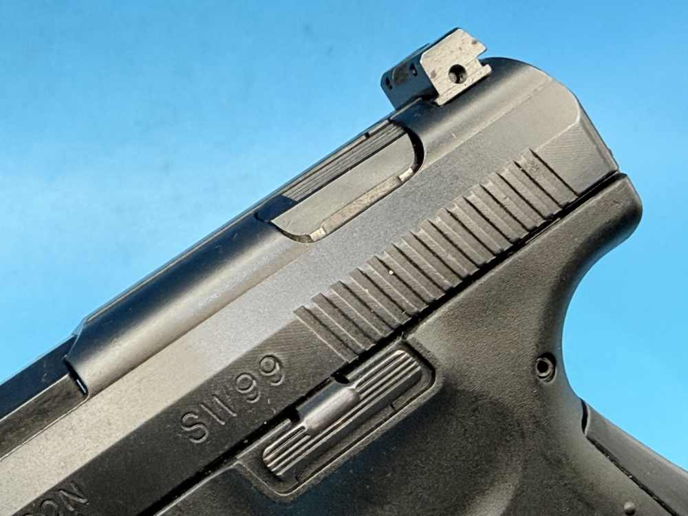 Smith & Wesson SW99 9mm S&W Walther P99-img-2