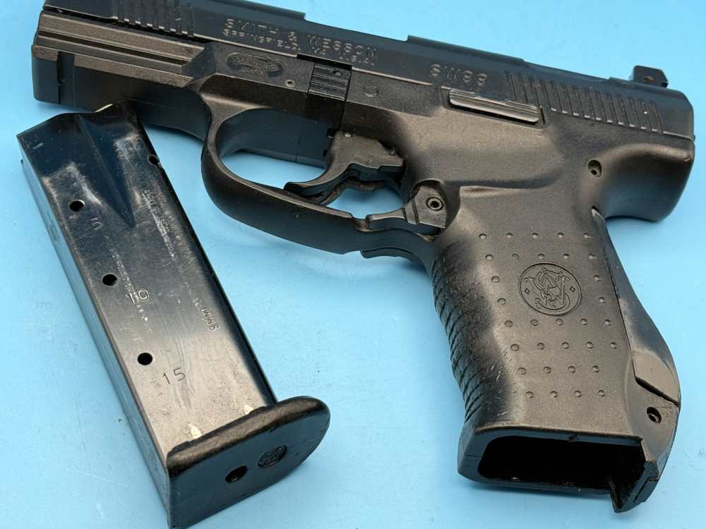 Smith & Wesson SW99 9mm S&W Walther P99-img-6