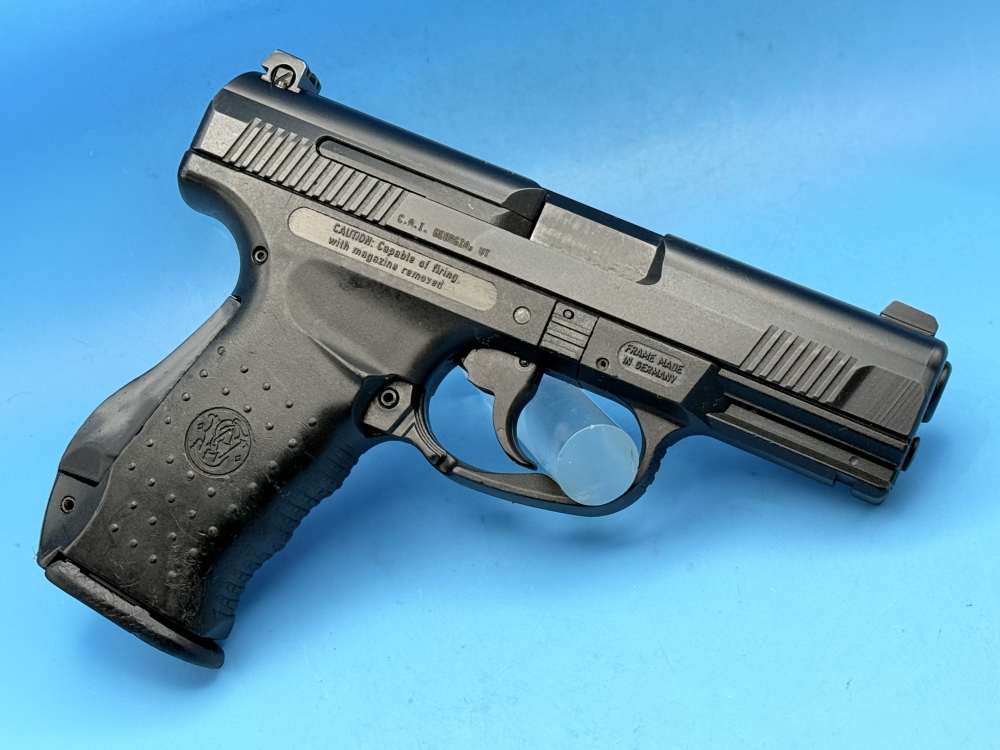 Smith & Wesson SW99 9mm S&W Walther P99-img-4