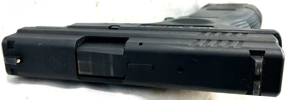 Springfield Armory XD-40 Semi-Automatic 40S&W Pistol - USED - 71578-img-2