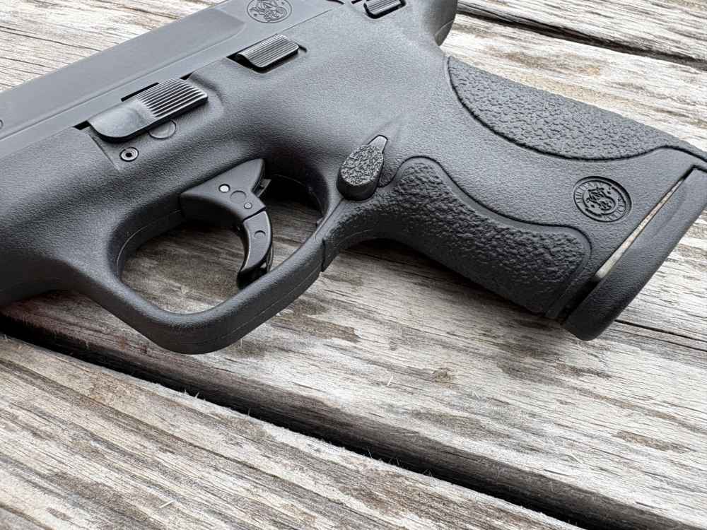 Smith & Wesson M&P 9 Shield 9mm Pistol 3 inch-img-25