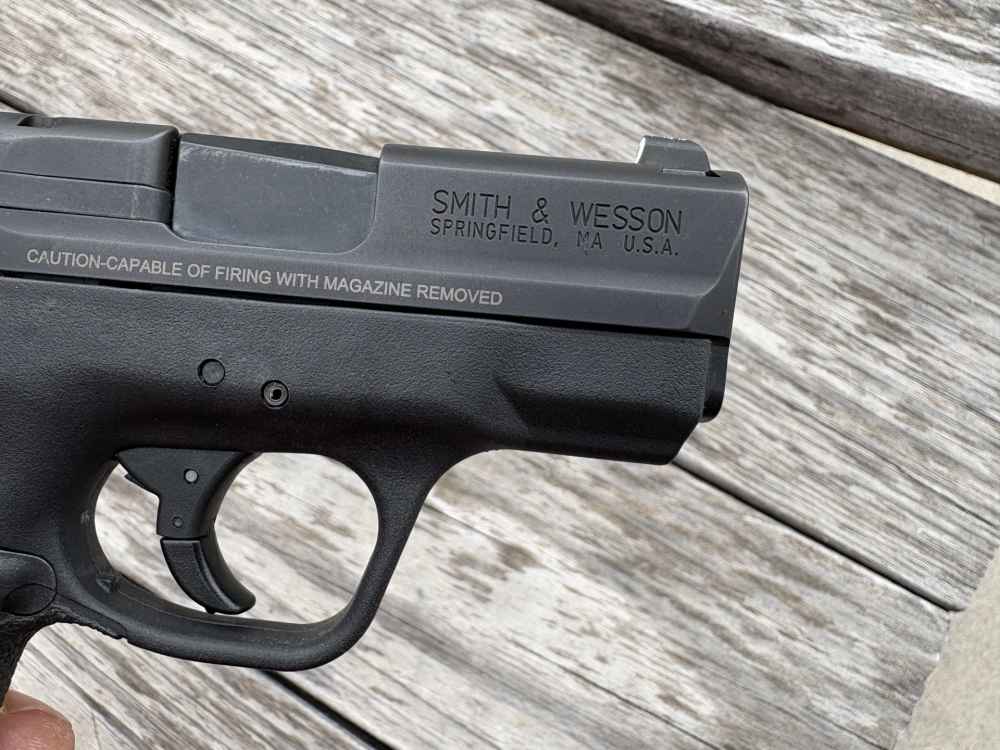 Smith & Wesson M&P 9 Shield 9mm Pistol 3 inch-img-4