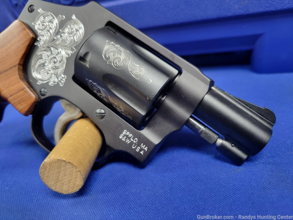 Smith & Wesson Model 442 Engraved .38 Spl Revolver w/ Display Case NEW S&W-img-4