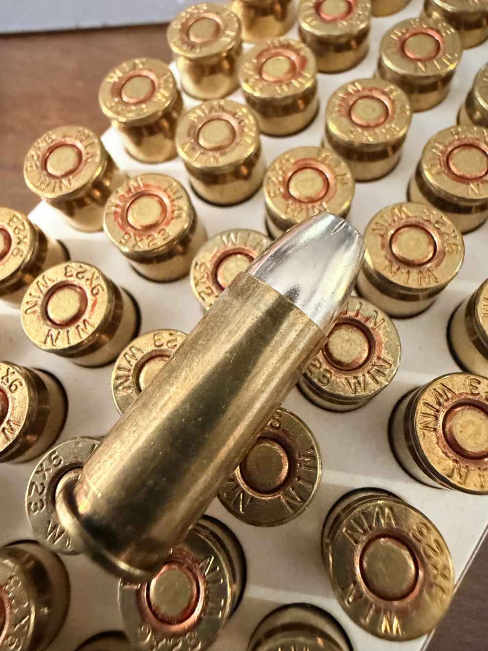 Winchester 9x23 Winchester 125 grain Silvertip Hollowpoint Full Factory Box-img-5