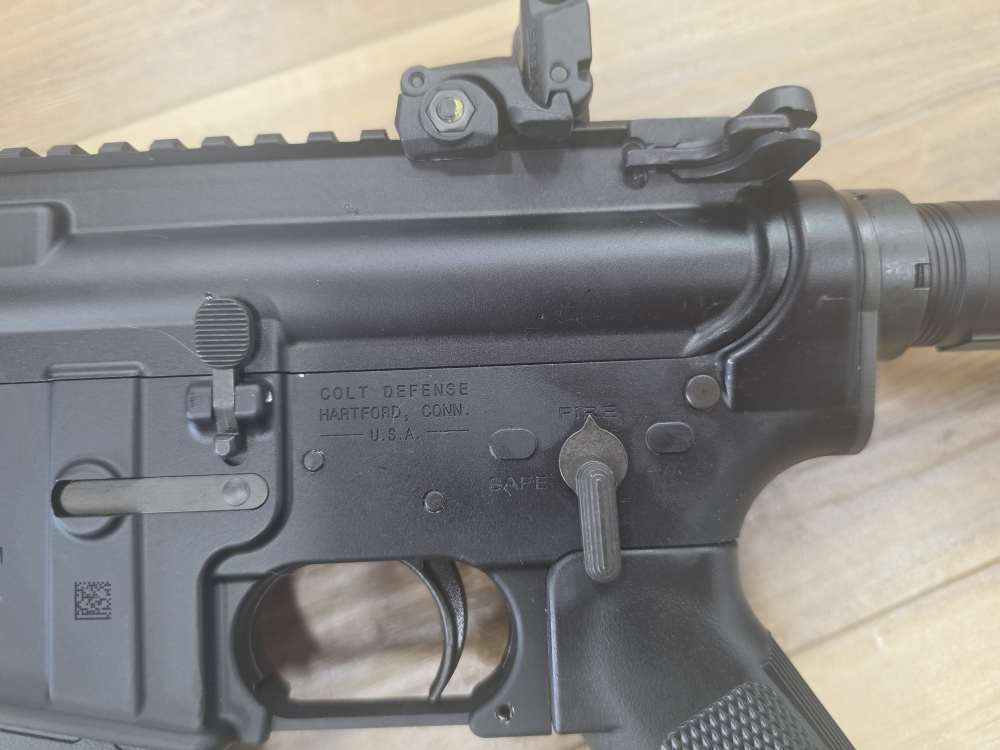 Colt AR-15 Carbine 5.56 NATO — 16" Barrel — 30-Round Magazine-img-3