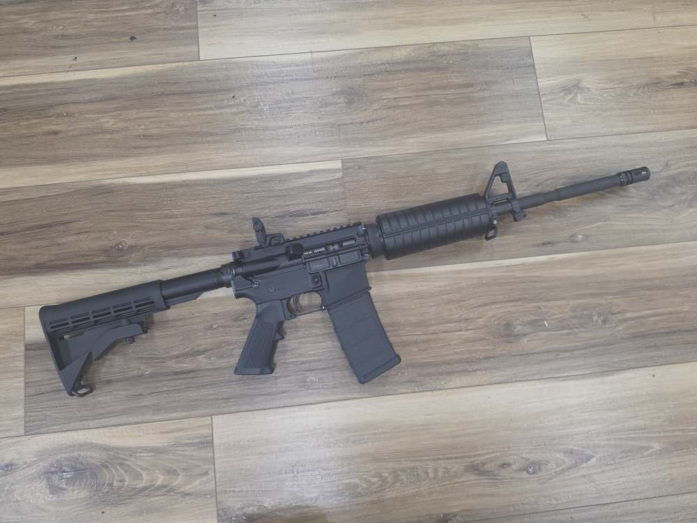 Colt AR-15 Carbine 5.56 NATO — 16" Barrel — 30-Round Magazine-img-0