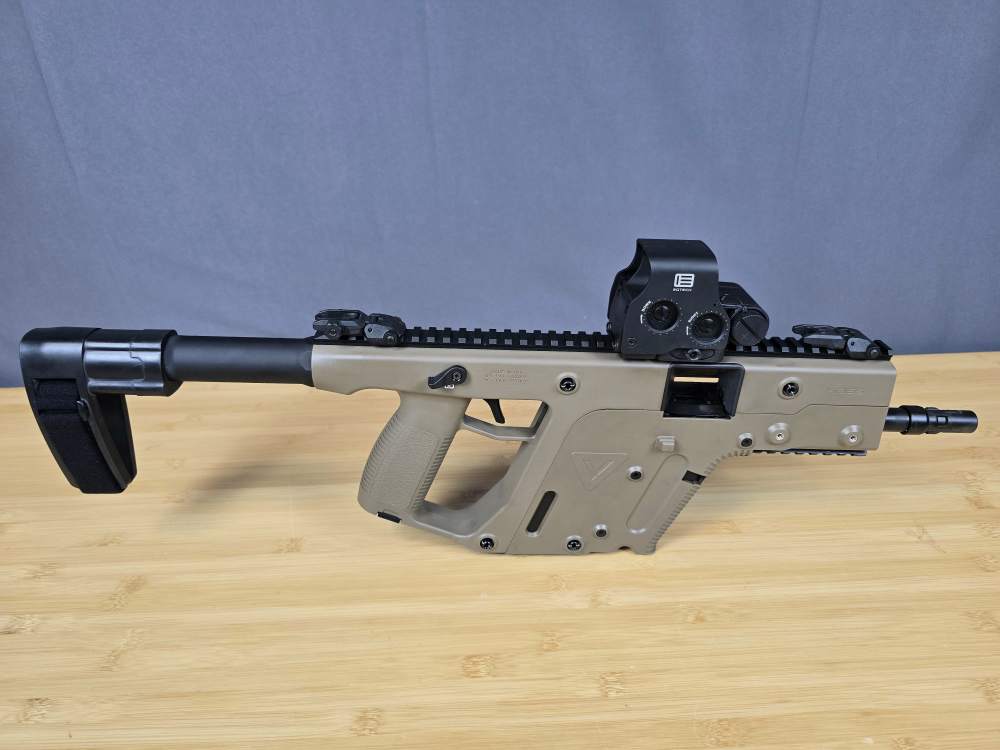 Kriss Vector SDP Gen 2 FDE 45 ACP 30rd 3 Mags Eotech EXPS2-2 TriLug-img-1