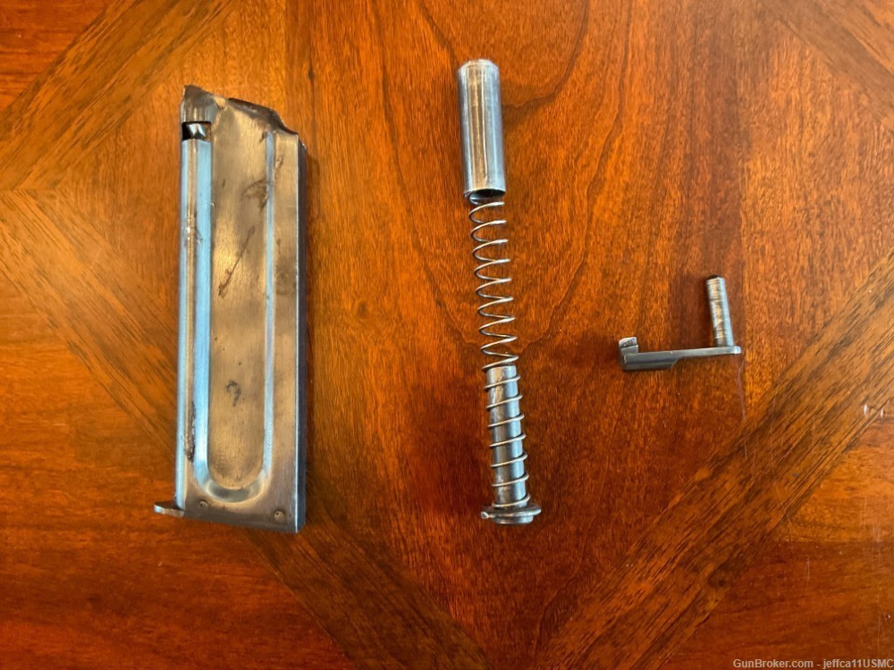 WWII USMC ISSUE COLT 22 LR CONVERSION KIT w presentation box.Colt Letter-img-6