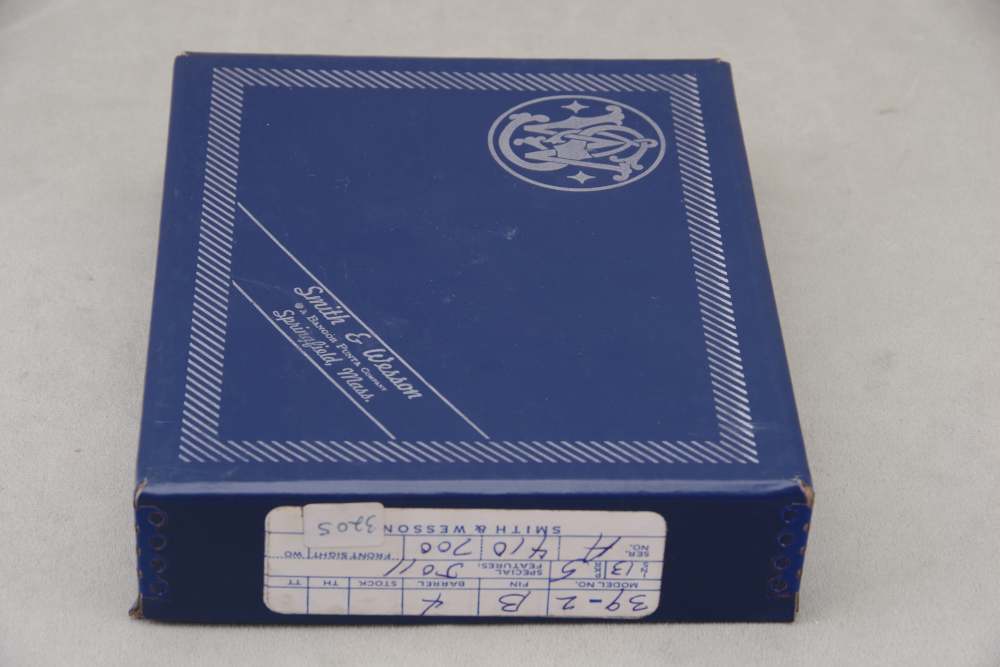1977 S&W 39-2 9mm 4'' Blue NIB 2 Consecutive #s Available-img-4
