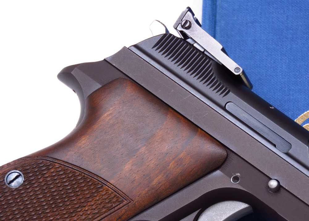 VERY RARE 1978 Swiss Sig P210-5 HEAVY FRAME TARGET New In Box #Match Test T-img-14
