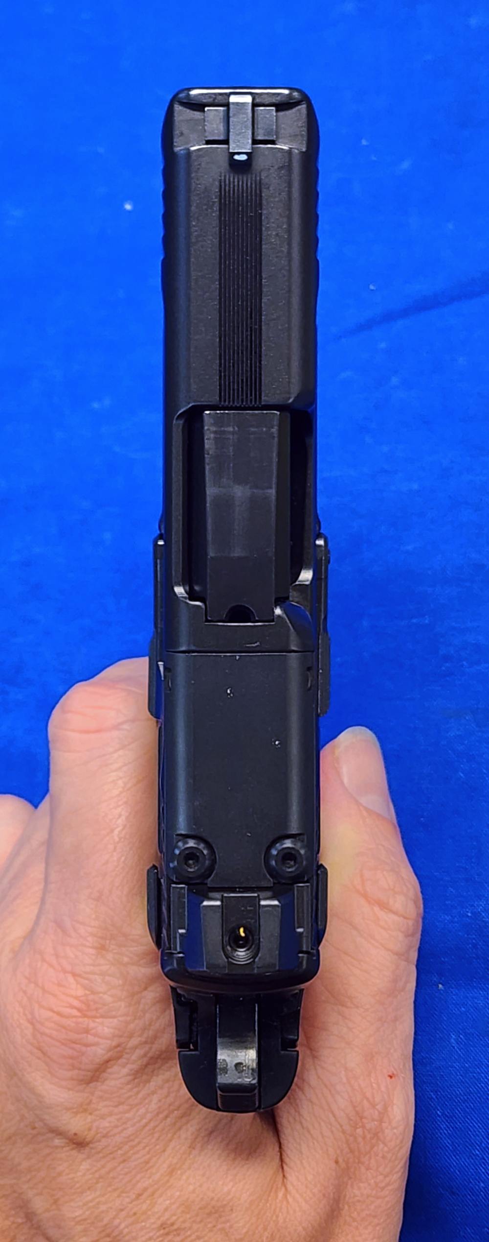 SMITH & WESSON CSX E-SERIES 9MM 3.1" IN BOX W/ 3 MAGS - EXCELLENT-img-3